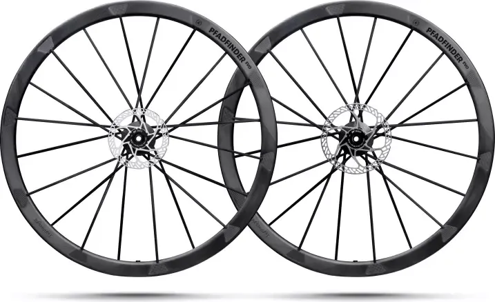 Pfadfinder EVO Schwarz Edition | 24mm | Campagnolo 12 | Laufradsatz Knallerangebot