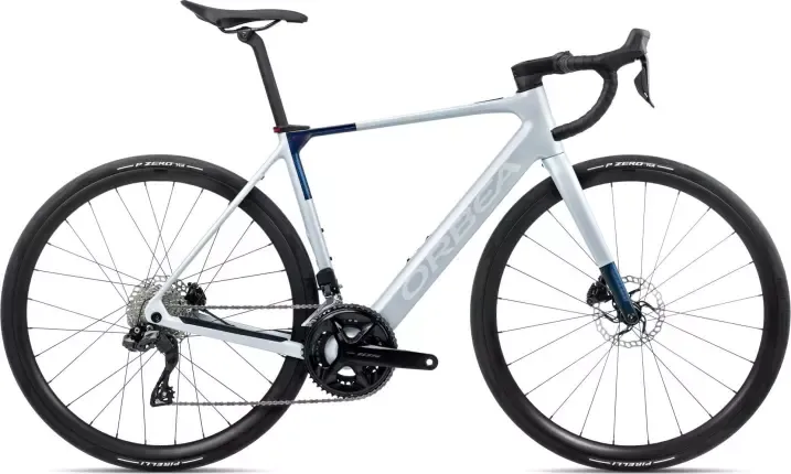 Sichere Zahlung Gain M30i - 2026 Halo Silver (Matt) - Blue Carbon View (Gloss) | XXL