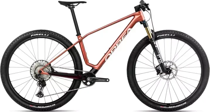 Alma M25 - 2026 Mars Red (Matt) - Metallic Burgundy Red (Gloss) | M Nur Heute