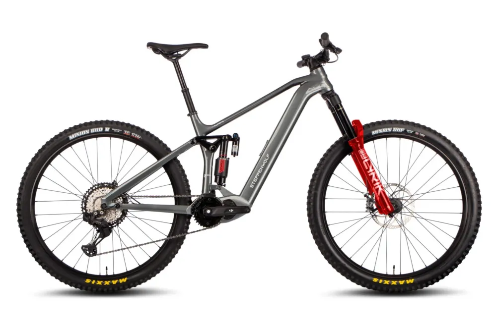 Steppenwolf Tundra 10.0 Titanium Grey Glossy/Matte 2026 - L Kostenloser Rückversand
