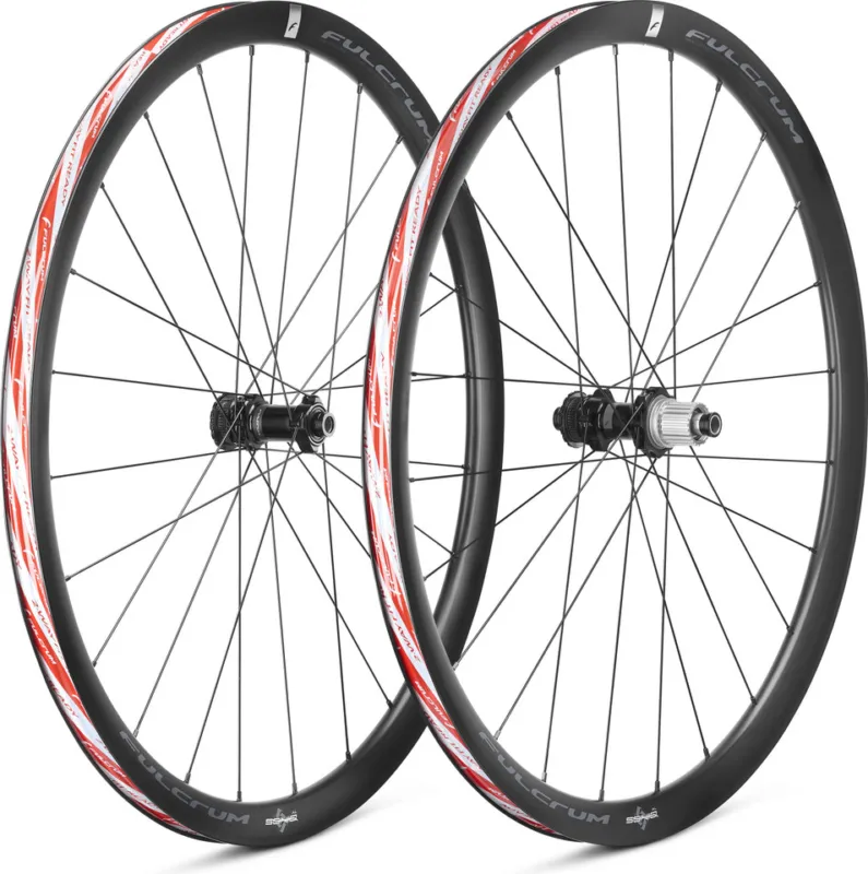 Neue Ware Fulcrum Soniq AL Disc Center Lock C23 28" Laufradsatz - schwarz | 142 mm | Non Boost | Shimano Micro Spline | 100 mm | Non Boost | 28"