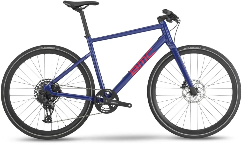 BMC Alpenchallenge AL One - 28 Zoll - Diamant - Ultramarine Blue / Neon Red - Größe S Sonderangebot