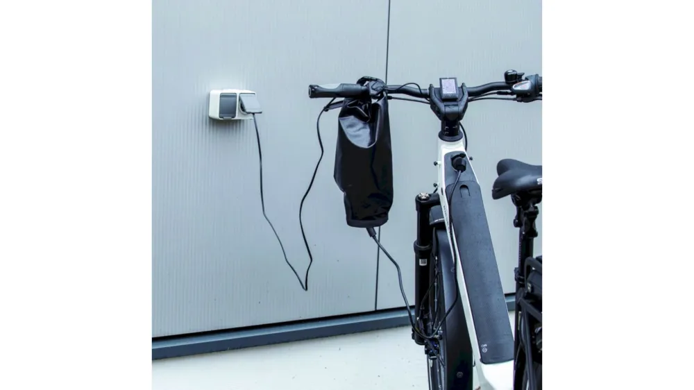 Direktkauf FAHRER Schutztasche Charging Bag mobile AKKU-Ladetasche