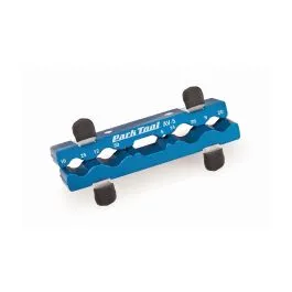 Highlight Park Tool AV-5 Axle And Spindle Vise Inserts