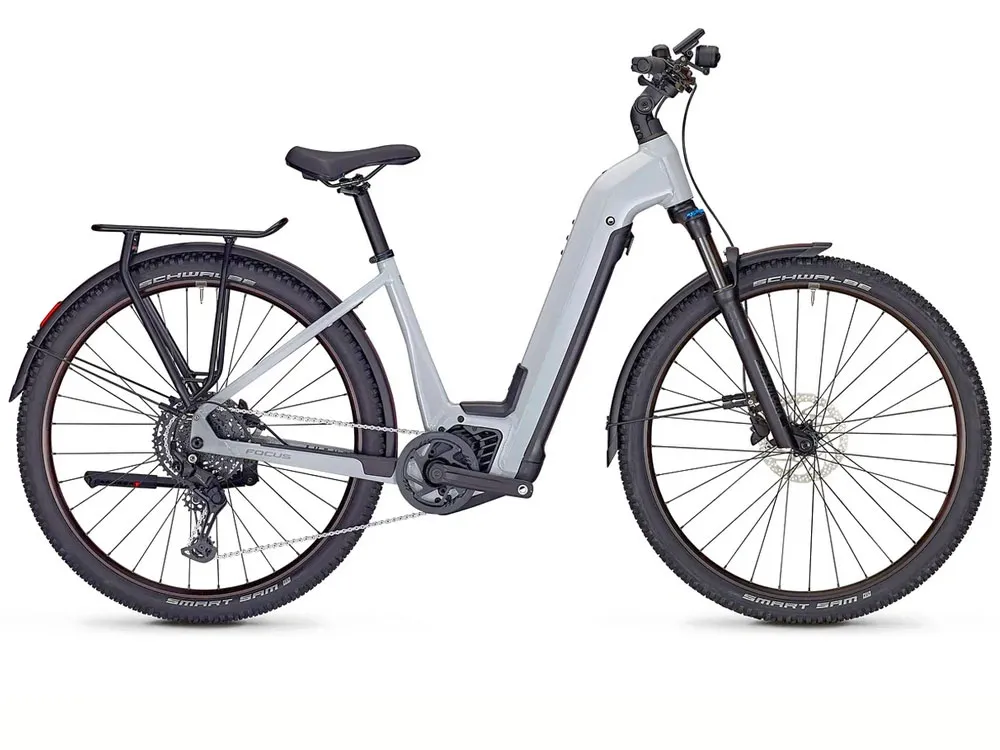 Gratis Versand Focus Aventura² 6.7 Low | Trekking E-Bike | 29" | 625Wh Bosch CX | lightgrey glossy-48 cm