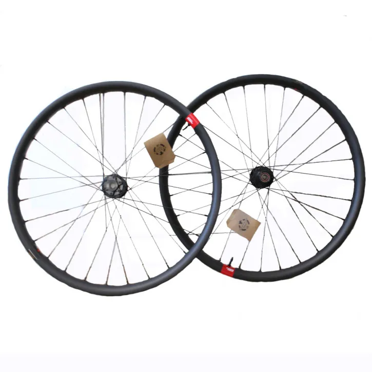 Solange Der Vorrat Reicht Santa Cruz Reserve 37 Laufradsatz 27,5+ 110 TC Shimano HG Freilauf